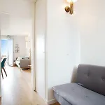 Le 225 Apartmán