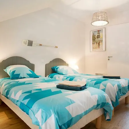 Le 225 * ביסקארוס